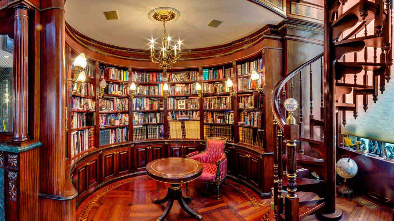 کتابخانه-خانگی-چوبی