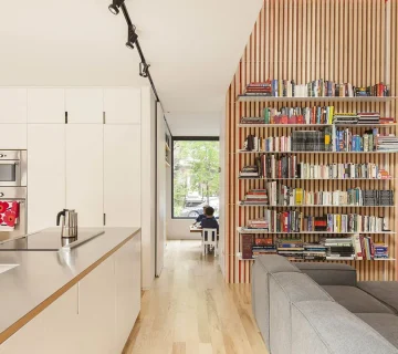 کتابخانه چوبی مدرن